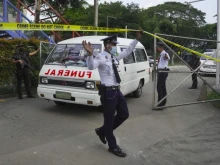 Двама ученици откриха огън в гимназия във Филипините, има загинали и ранени