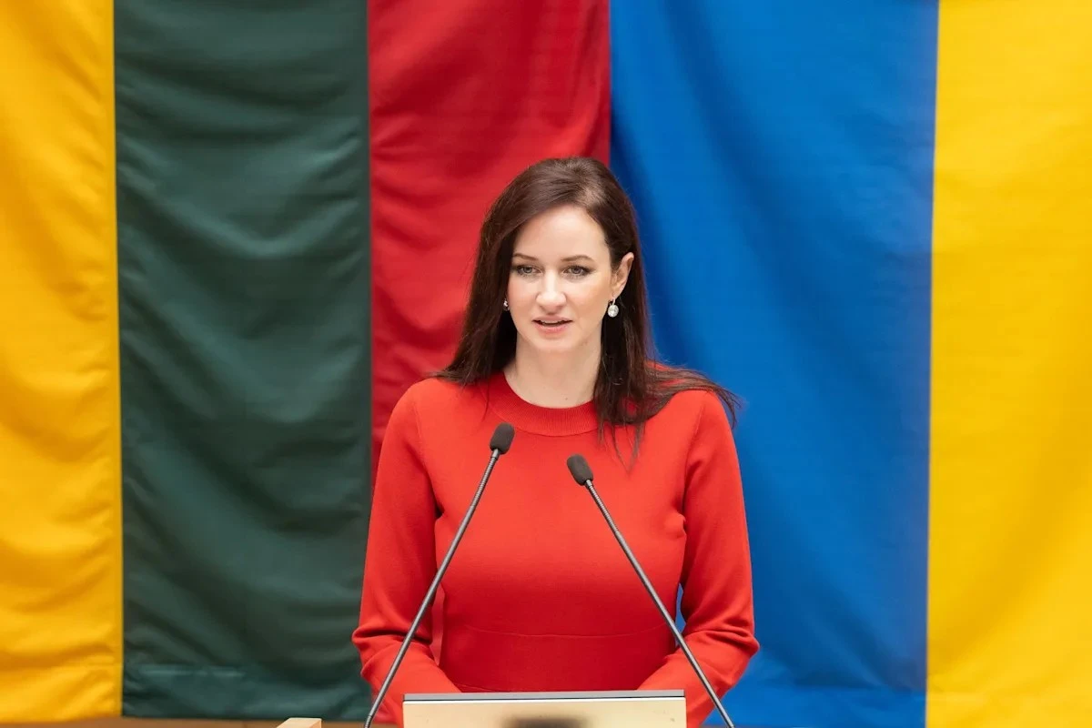 Центристко лявото коалиционно правителство на Литва ръководено от министър председателя