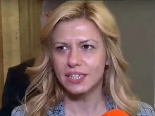 Доцова: Получих покана за посещение в Скопие и приех 