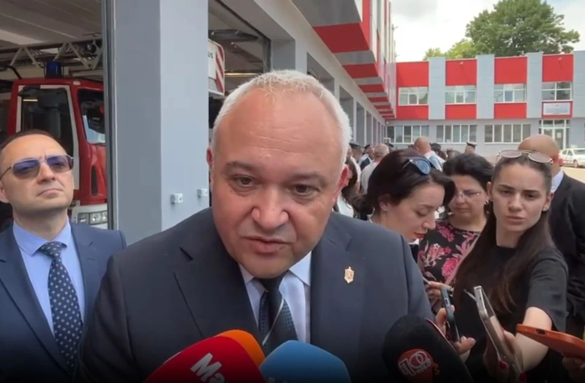 Доста интересни са показанията на Олег Невзоров Това заяви министърът