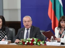 НСТС не стигна до консенсус за осигуровките на държавните служители