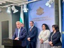 Петър Москов иска промени в Конституцията с помощта на ГЕРБ-СДС