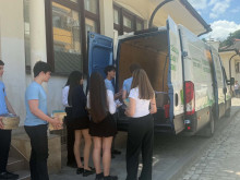 Как да помогнем на природата със стари учебници, тетрадки и помагала показват във Велико Търново