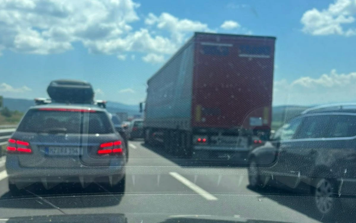 Поредно жестоко задръстване на АМ Тракия в посока Бургас По