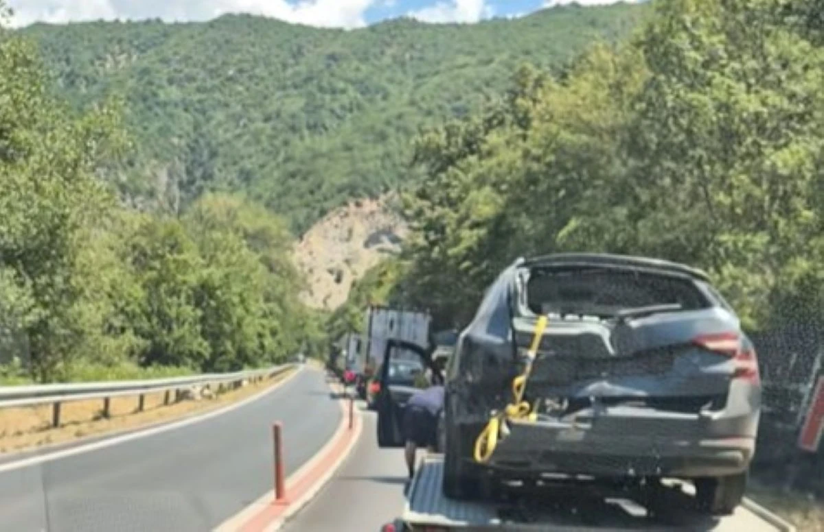 За аварирал автобус в Кресненското дефиле сигнализират шофьори в социалните