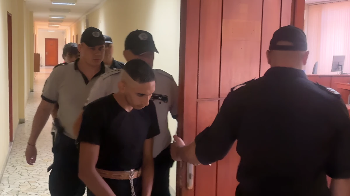 Биячите от Карнобат Ангел и Михаил които пребиха почти до