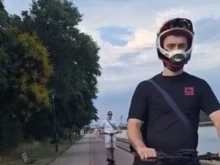 Пловдивски полицаи закопчаха тийнейджъра, ритнал баща на Гребната база