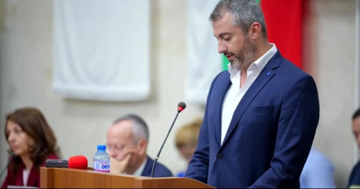Христо Климентов подаде оставка като управител на Арт Стейдж енд