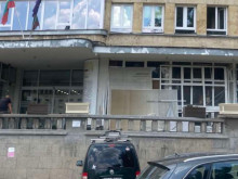 Възстановиха историческия парапет пред сградите на Държавна агенция "Архиви" и БНБ
