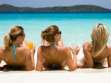 Уикендът започва много горещо