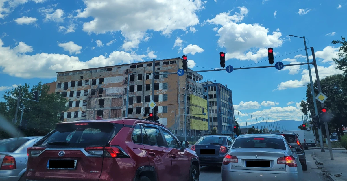 Пловдив обновява "умните" си светофари: Модернизират трафика на 20 ключови кръстовища