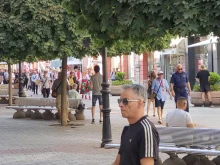 Община Пловдив влага 500 000 евро в нови пейки, чешми и велостойки от рециклируем бетон