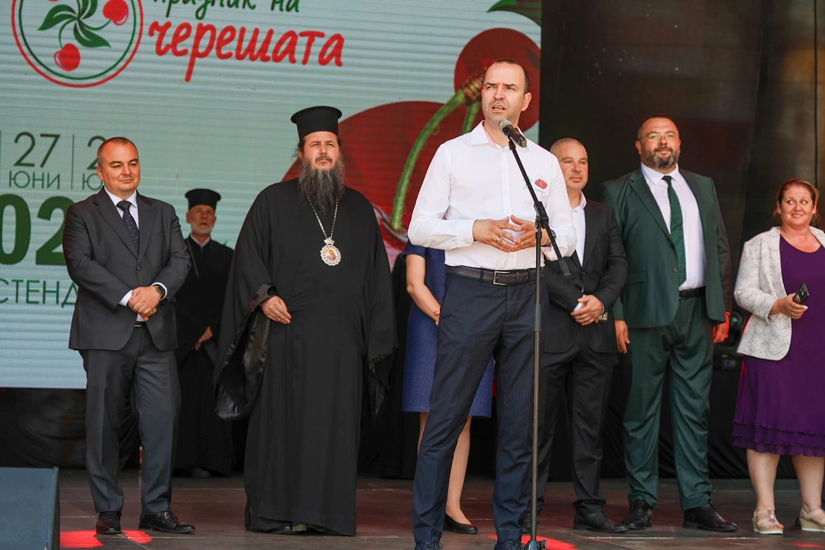 Всяко едно кътче в централната част на Кюстендил е изпълнено