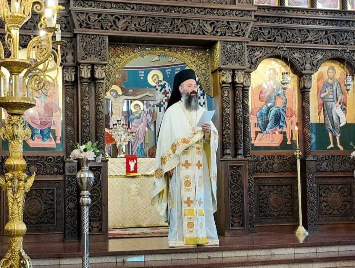 С тържествена света литургия отслужена днес Архимандрит Евтимий официално пое
