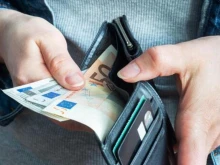 Кога удръжките от заплатата са незаконни, въпреки че сте се съгласили?