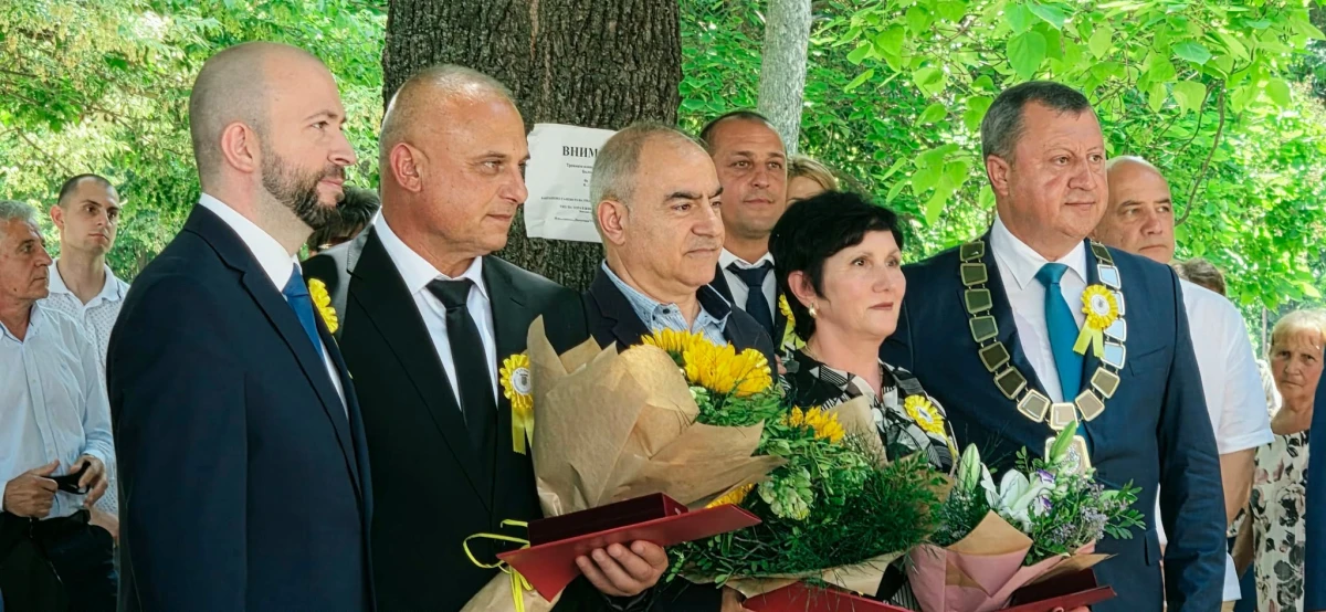 Павликени празнува в Деня на светите равноапостоли Петър и Павел