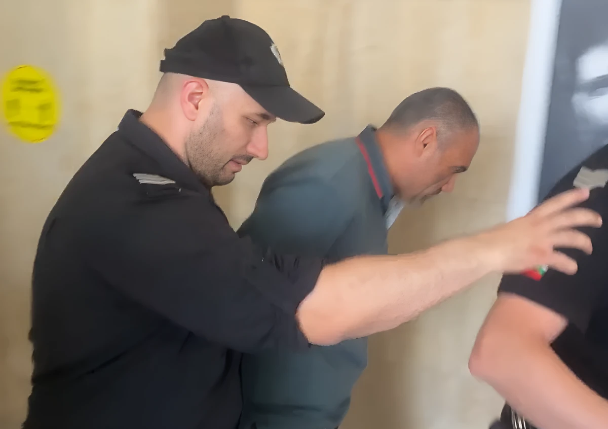 Днес Окръжният съд в Бургас решава дали да остави в
