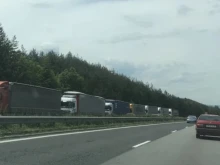 АПИ: Въвеждат се ограничения за камиони по магистралите заради високите температури