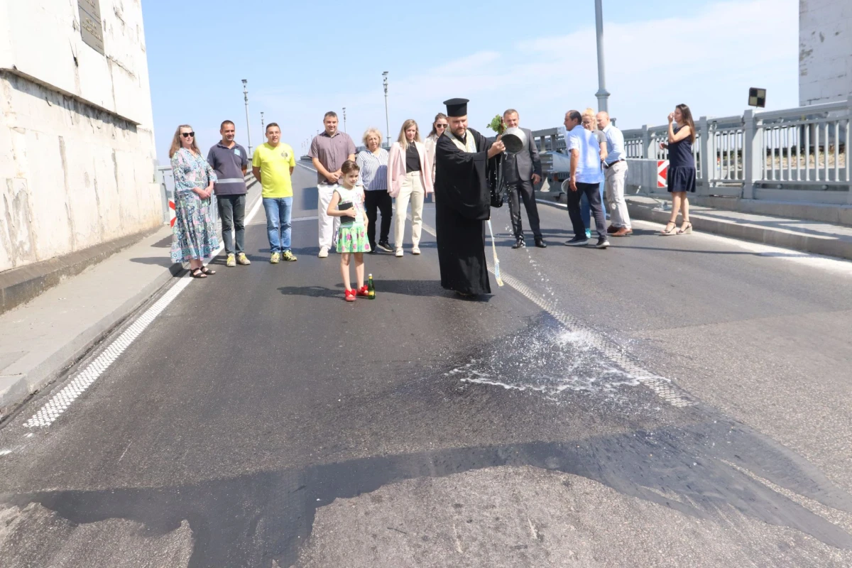 Движението по Дунав мост при Русе е напълно възстановено след