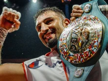 Германец с кюрдски корени е новият световен шампион на WBC при тежките