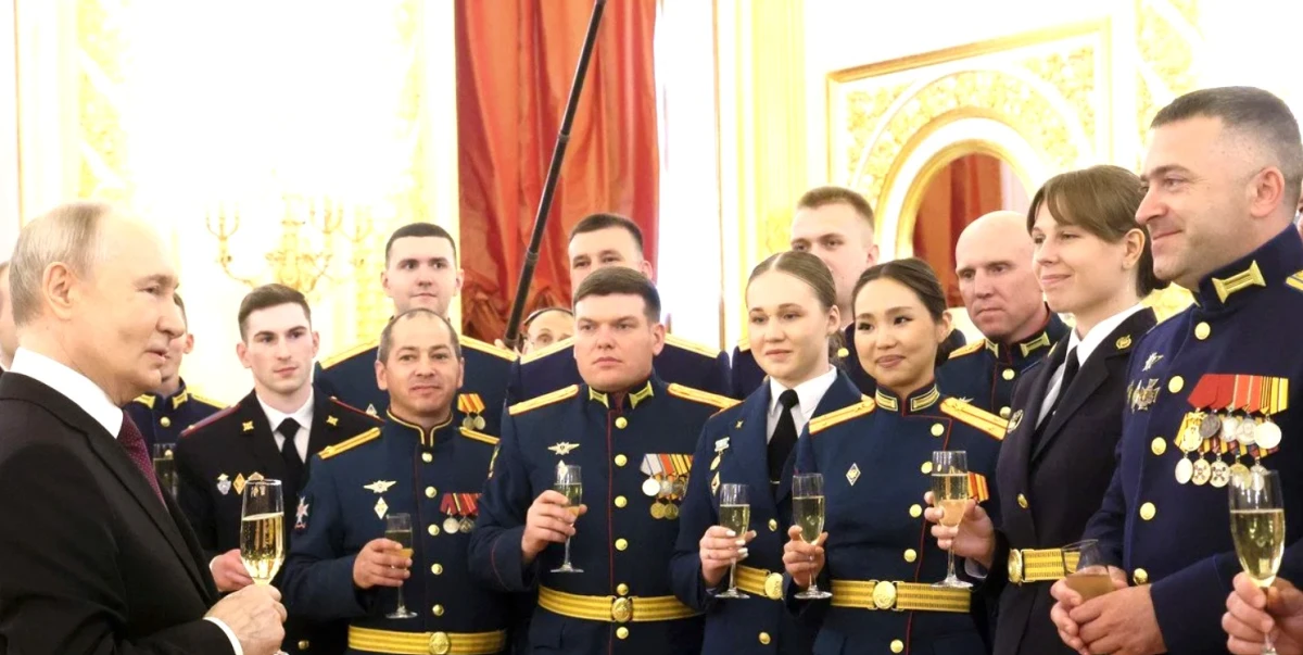 Кремъл постоянно пропуска сроковете за превземането на Донецката област и