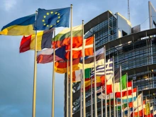 Евробарометър: 57% от българите намират полза от членството ни в ЕС. Голяма част от тях заради достъпа до европейския трудов пазар