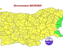 Опасно време днес: Интензивни валежи и гръмотевични бури в почти цялата страна