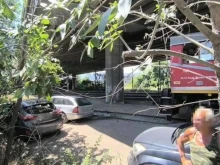Шофьор блокира влак на гара в Пловдив с "майсторско" паркиране