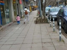 Родители изчислиха: Държавата печели над 180 евро, ако майка се върне предсрочно на работа