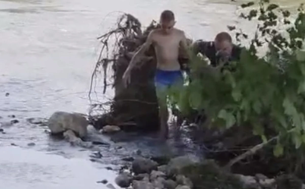 Говори момчето, спасено от полицай във водите на Марица