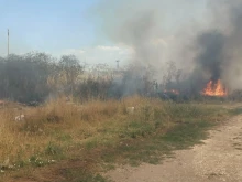 Пожар близо до рафинерията на "Инса Ойл" край Пловдив
