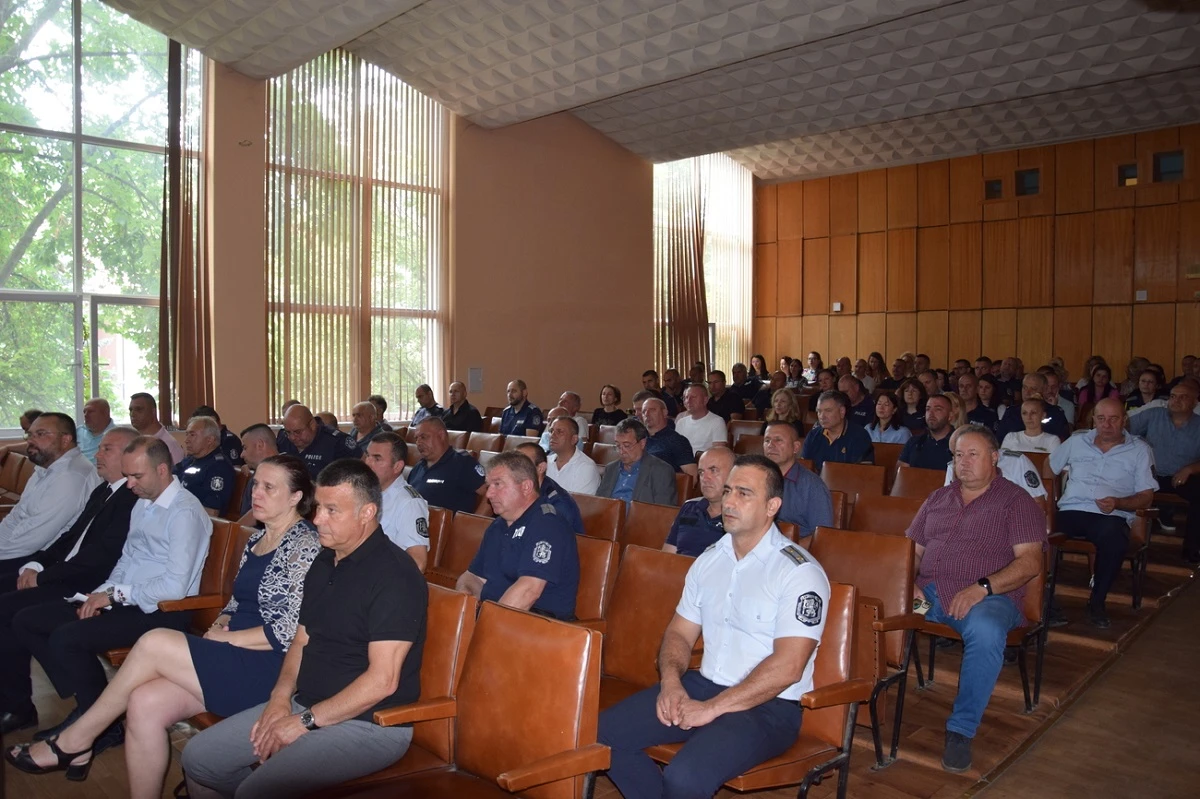 В Областна дирекция на МВР – Кюстендил се проведе тържествено