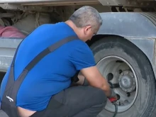 Заради новите азиатски гуми, произведени на достъпна цена, все по-малко се кара с регенерирани