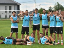 Динамично темпо и без почивен ден за локомотивци от началото на лагера