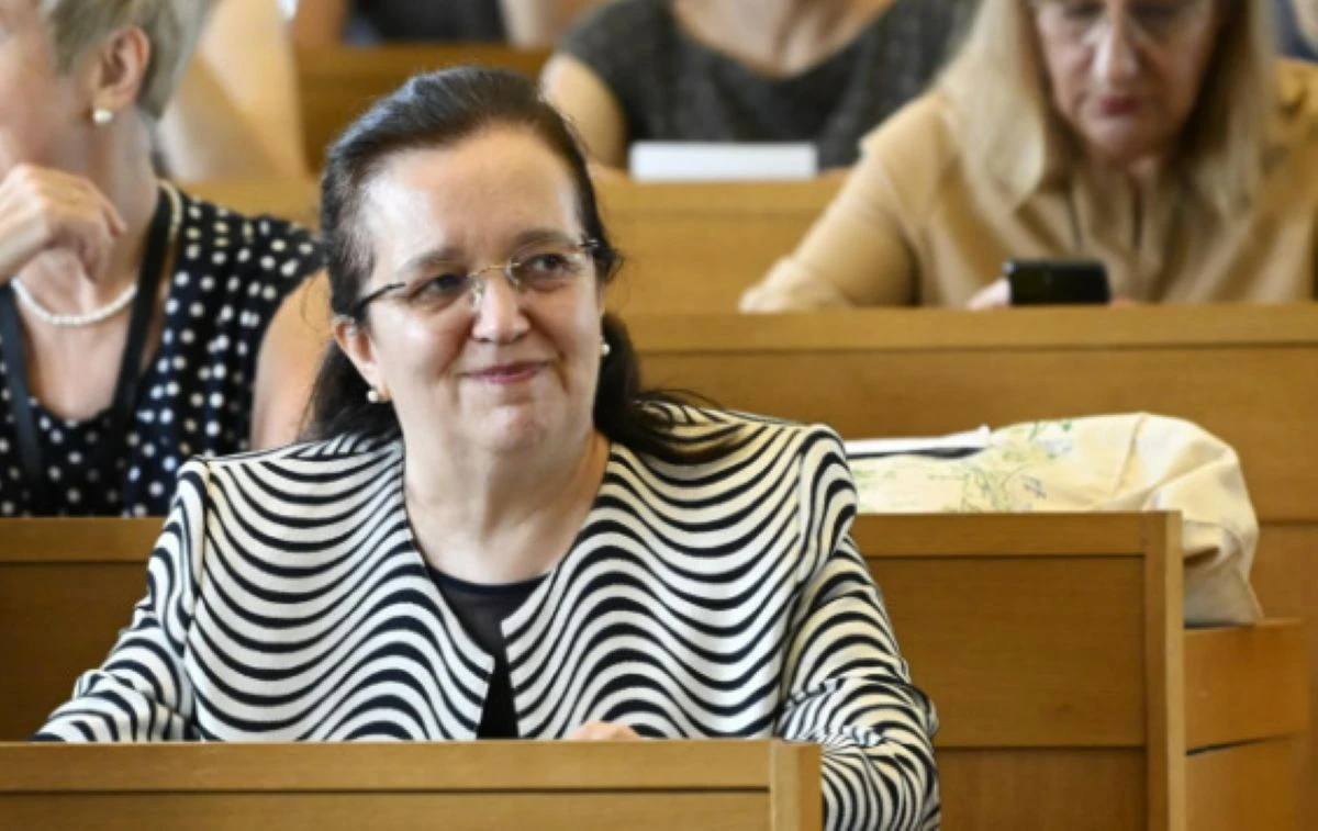 Проф д р Елиза Стефанова е новият ректор на Софийския