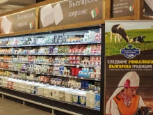 КЗК подхвана веригите: Надценки до 110% на млечните продукти