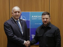 Радев обсъди доставките на газ със Зеленски