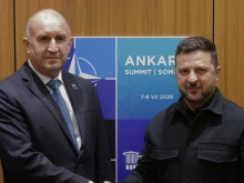 Румен Радев се срещна с Володимир Зеленски в Анкара