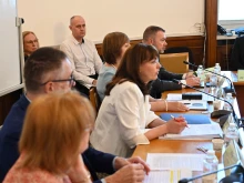 Министър Ефремова: Над 315 млн. евро повече за социална подкрепа са предвидени в проекта на Бюджет 2026 