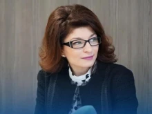 Десислава Атанасова: Твърденията на Демерджиев са неверни, не бях в командировка