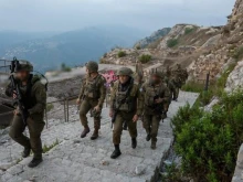 Осем военнослужещи от Корпуса на гвардейците на Иран са убити при американски удари