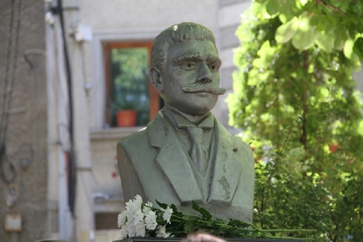 Община Дупница и Народно читалище Светлина 1927 организират днес рецитал