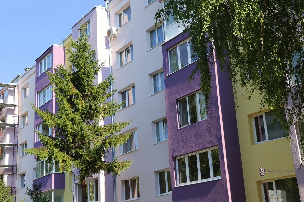 Жители на Великотърновска област масово се жалват от некачествено саниране