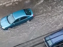 Силна буря удари Лом, улици и булеварди са под вода
