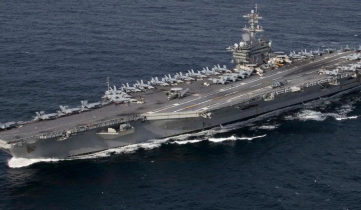 Американският самолетоносач Abraham Lincoln чупи рекорди и остана в морето повече