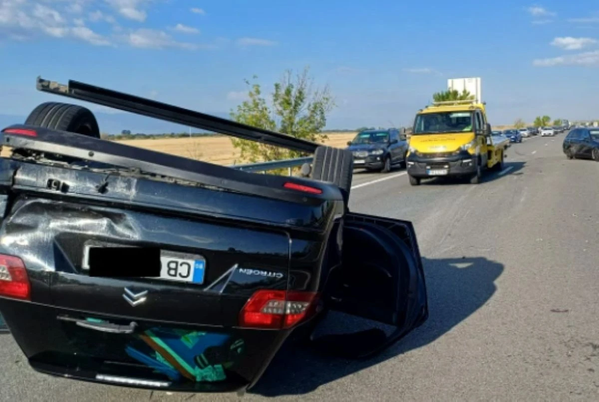 Майка и дете пострадаха при катастрофа на автомагистрала Тракия съобщиха