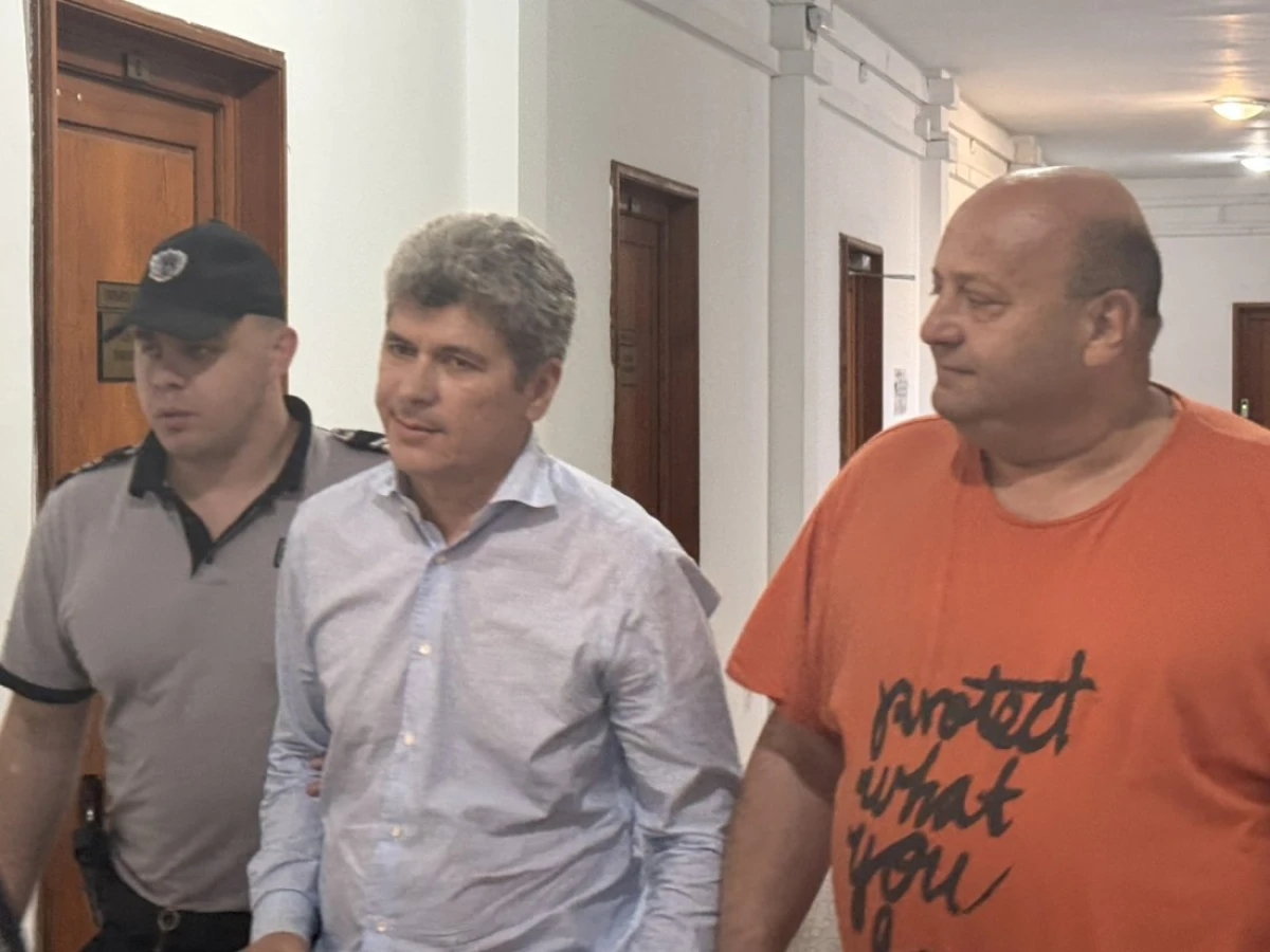 Директорът на ВиК Бургас Цветан Мирчев излиза на свобода с