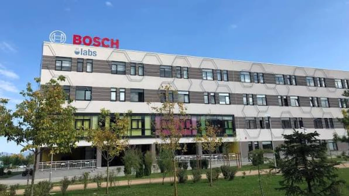 Вицепремиерът и министър на икономиката инвестициите и индустрията  проведе среща