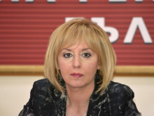 Мая Манолова: "Кошница с грижа" е подигравка с хората! 
