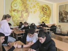 Резултатите на кандидат-гимназистите излизат днес. Какво следва? 